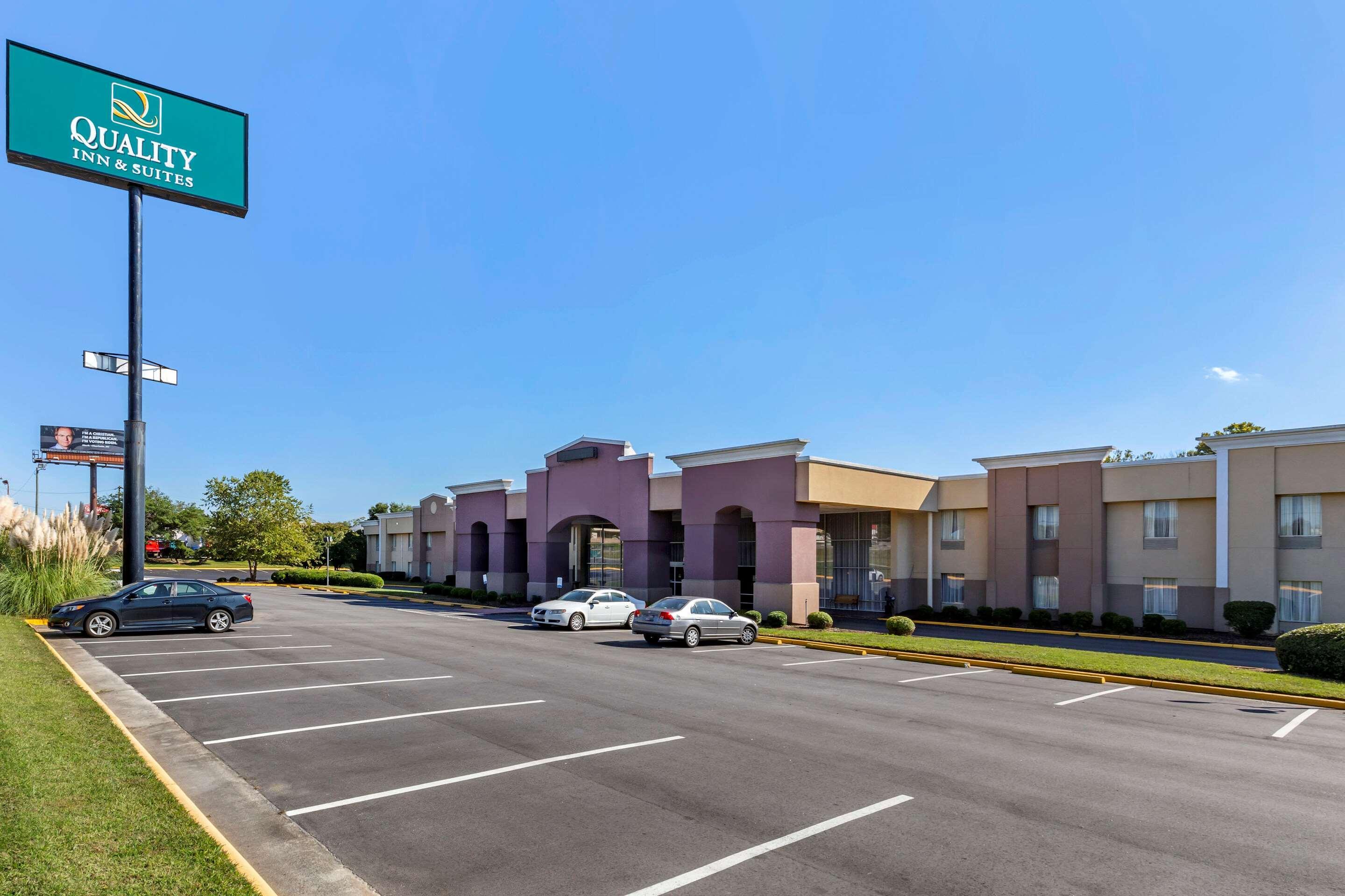 Quality Inn & Suites - Greensboro-High Point Exterior foto